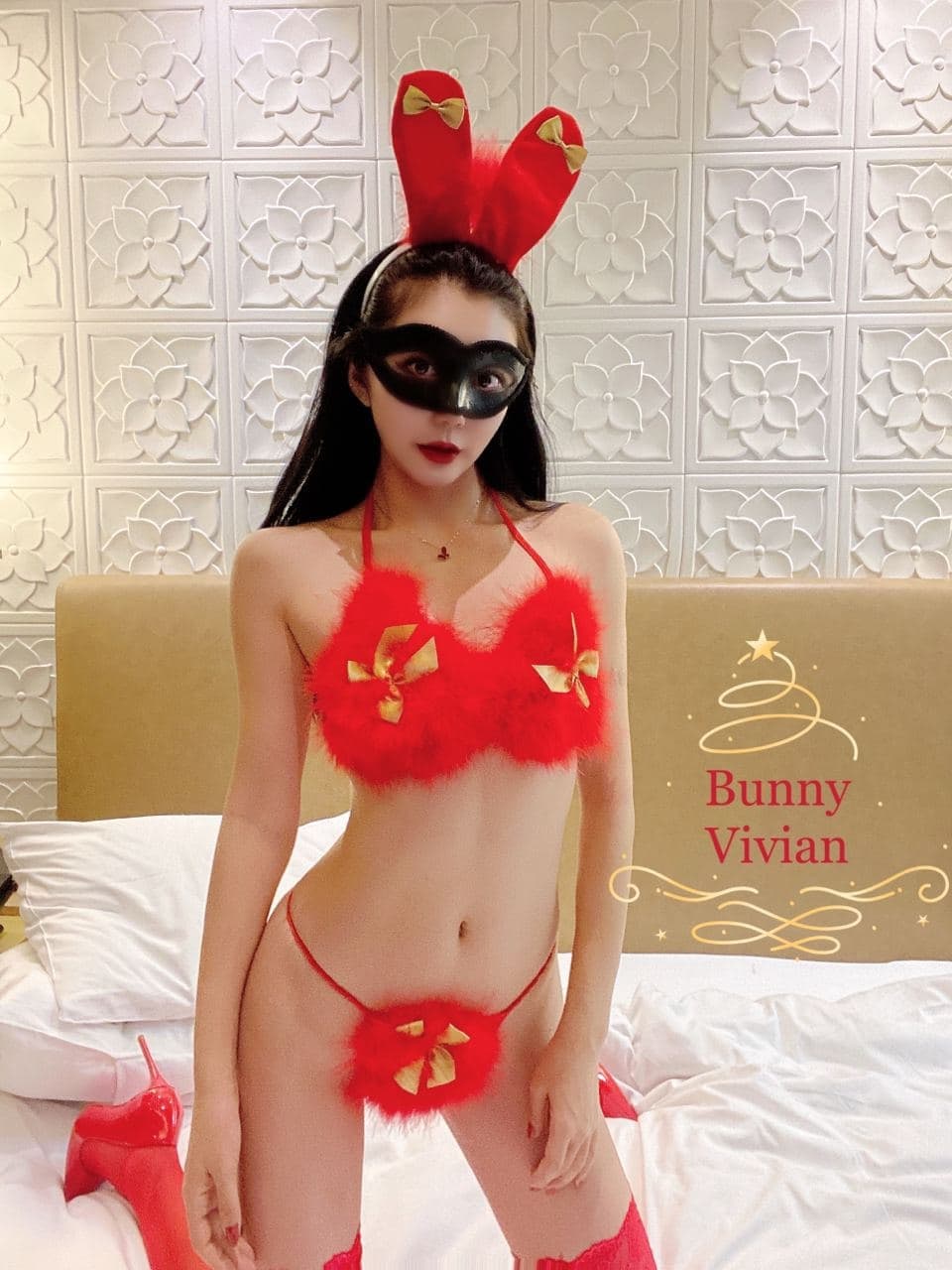 推特极品反差婊----女神爱丝袜的Vivian姐